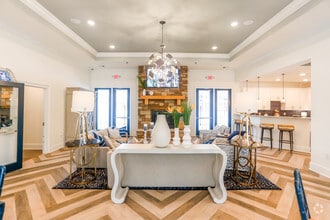 Interior Photo - The View at Paris Mountain