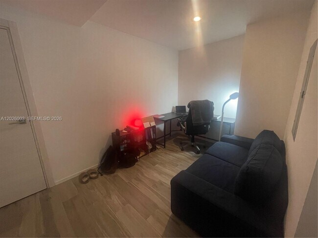 Foto del edificio - 801 S Miami Ave