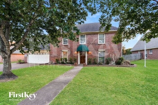 Building Photo - 563 Brookview Cove