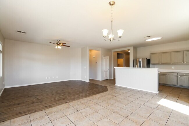 Foto del edificio - 25505 W Blue Sky Way