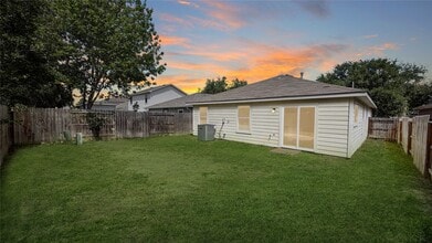 Building Photo - 22807 Sherioaks Ln