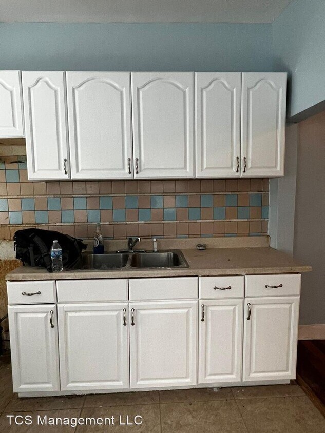 Foto principal - 3 br, 1 bath House - 6320 Kingsessing Avenue