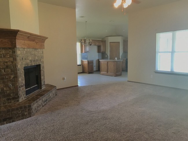 Building Photo - Open Plan - 3 Beds + Office - Moore Schools