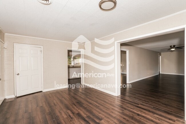 Building Photo - 209 Ashby Way