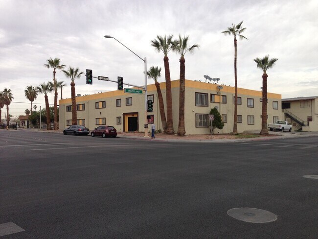 Foto del edificio - 211 N Maryland Pkwy unit D