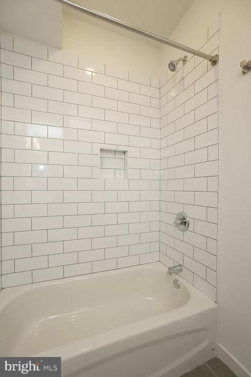 Building Photo - 2209 W Venango St