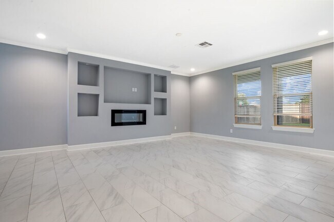 Building Photo - 2730 J. R. Dr