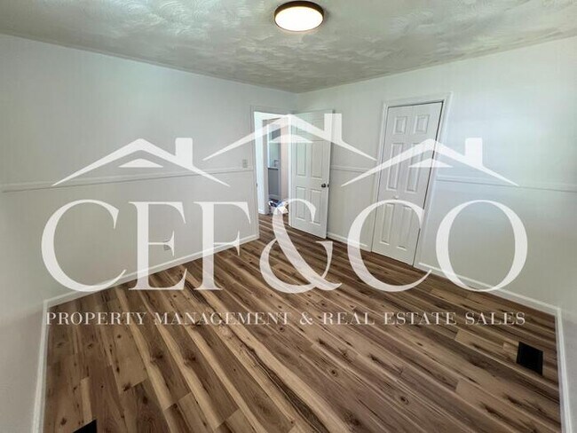 Foto del edificio - 2 bedroom now available in the City of Spartanburg!