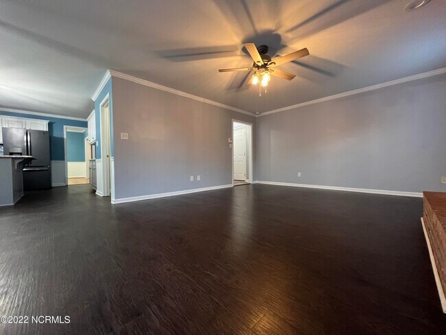 Building Photo - 232 Newport Drive