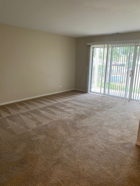 Foto del edificio - 182 Brook Ln