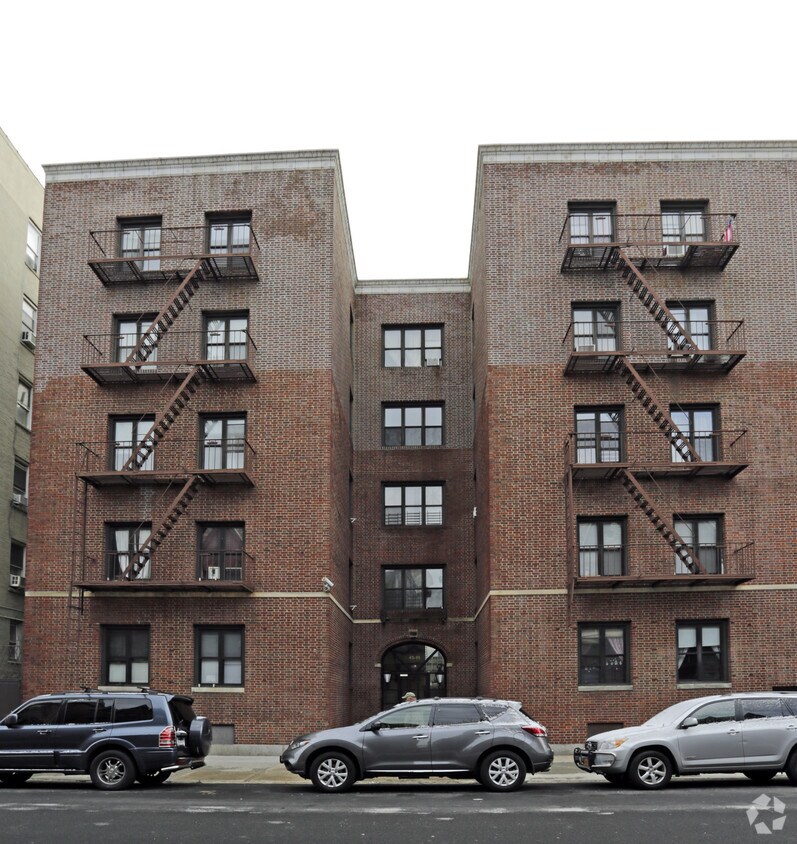 Building Photo - 45-19-45-25 39th Pl