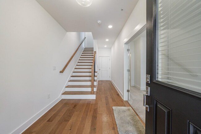 Foto del edificio - 1032 Robert Smalls Wy