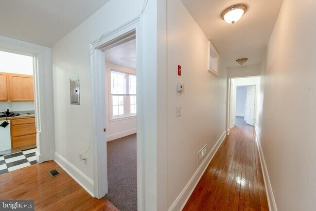 Foto del edificio - 221 S Walnut St
