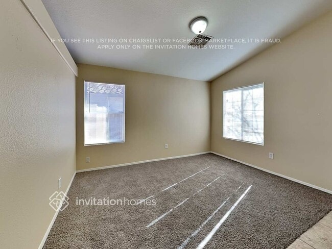 Building Photo - 10418 W Orange Dr