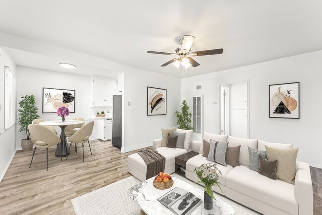 Foto del edificio - 7015 8th Ave