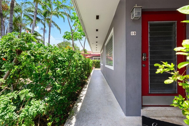 Building Photo - 1739 Washington St