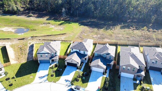 Foto del edificio - 247 Forest W St