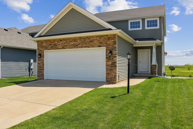 Building Photo - 4533 Nicklaus Dr
