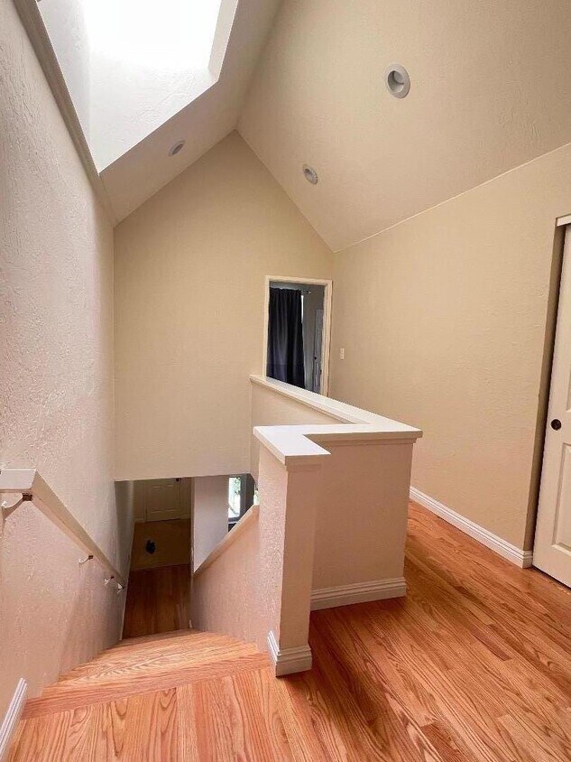 Foto principal - 333 Ramona St