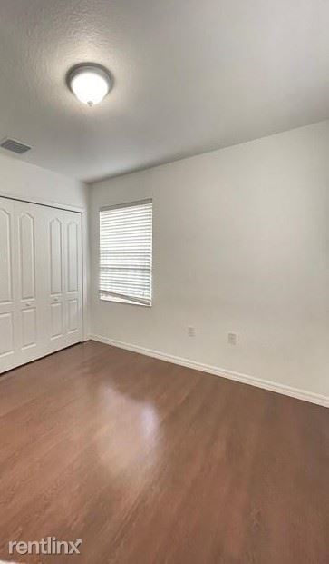 Foto del edificio - 3 br, 2 bath Townhome - 3001 SW 129th st #...