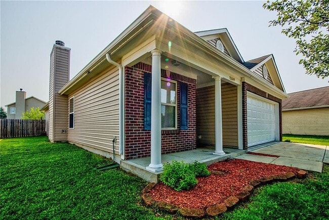 Building Photo - 15584 Dusty Trail