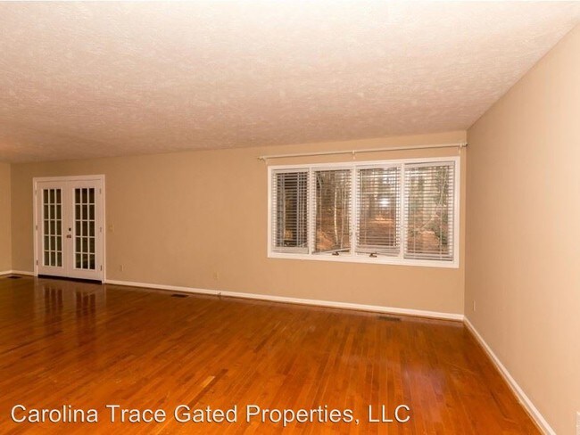 Building Photo - 4 br, 3 bath House - 3000 Bourbon St.