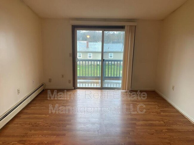 Foto del edificio - 381-385 Pine St