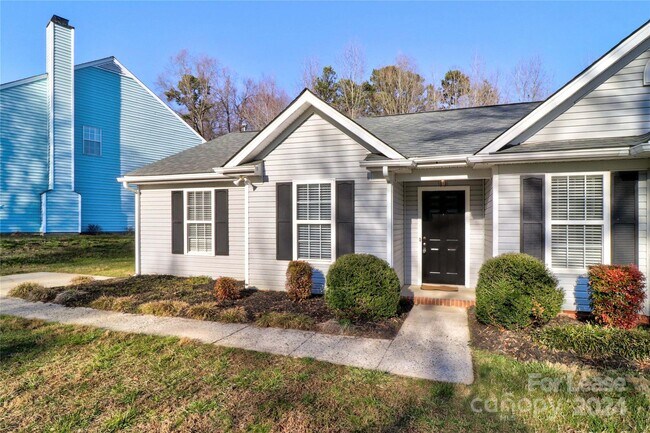 Building Photo - 771 Rebecca Jane Dr