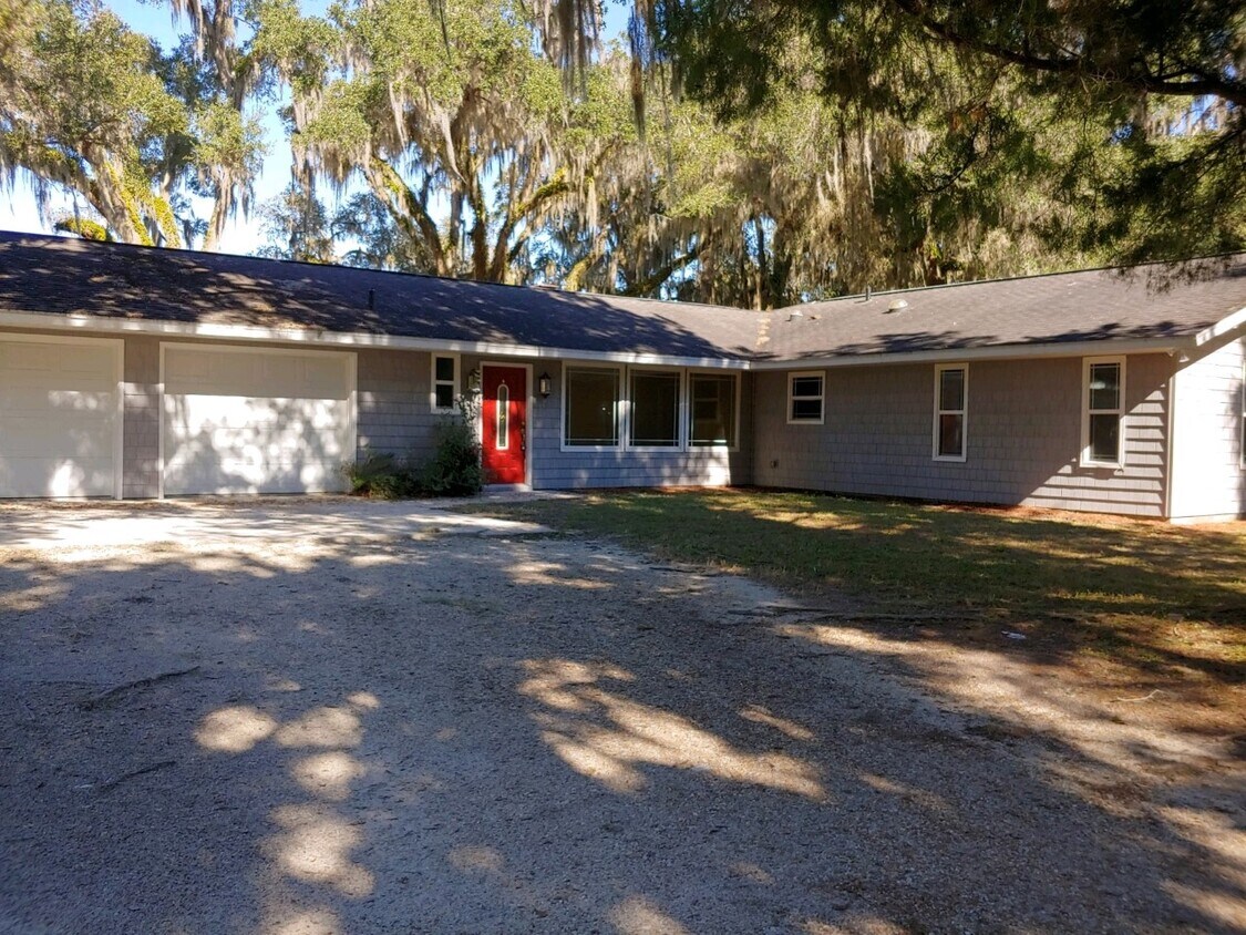 Primary Photo - 2448 S Lecanto Hwy