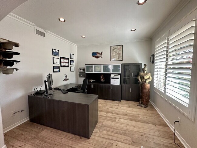 Foto del edificio - 4307 S Kimberlee Dr