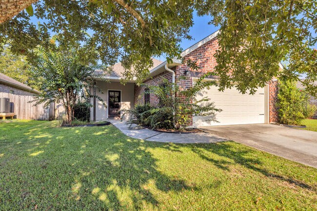 Foto del edificio - 13727 Foxhill Drive