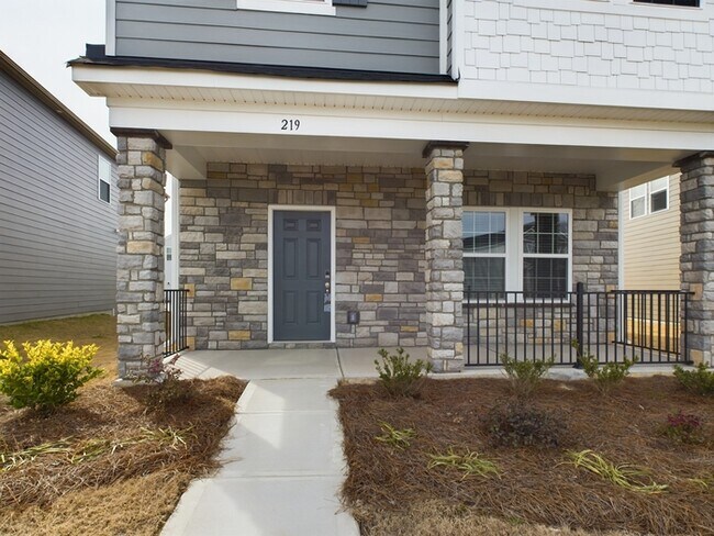 Building Photo - 219 Cedar Knoll Cir