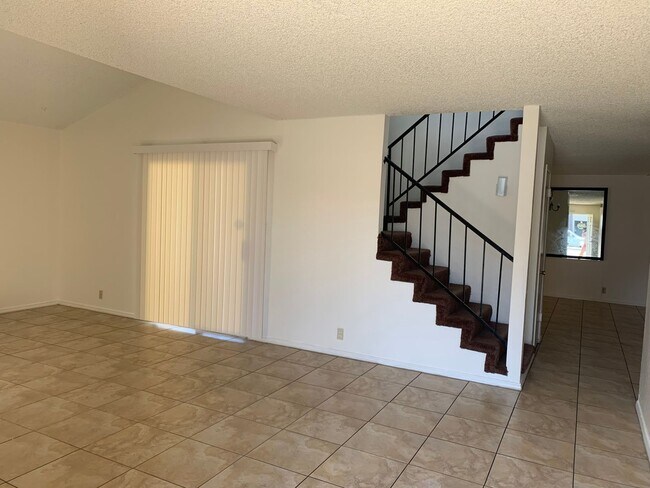 Foto del edificio - 2624 Kilcarey Ct
