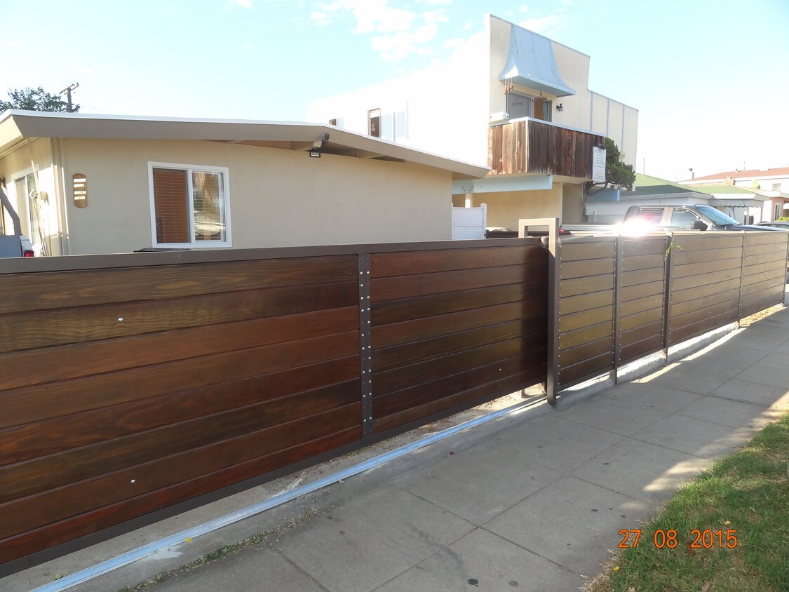 Foto principal - 12467 1/2 Walsh Ave