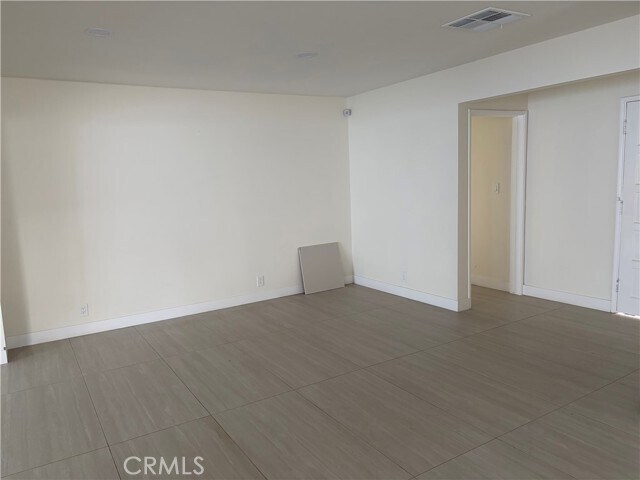 Foto del edificio - 19216 Calvert St