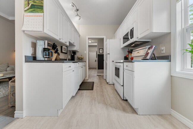 Photo du bâtiment - 608 Simcoe St