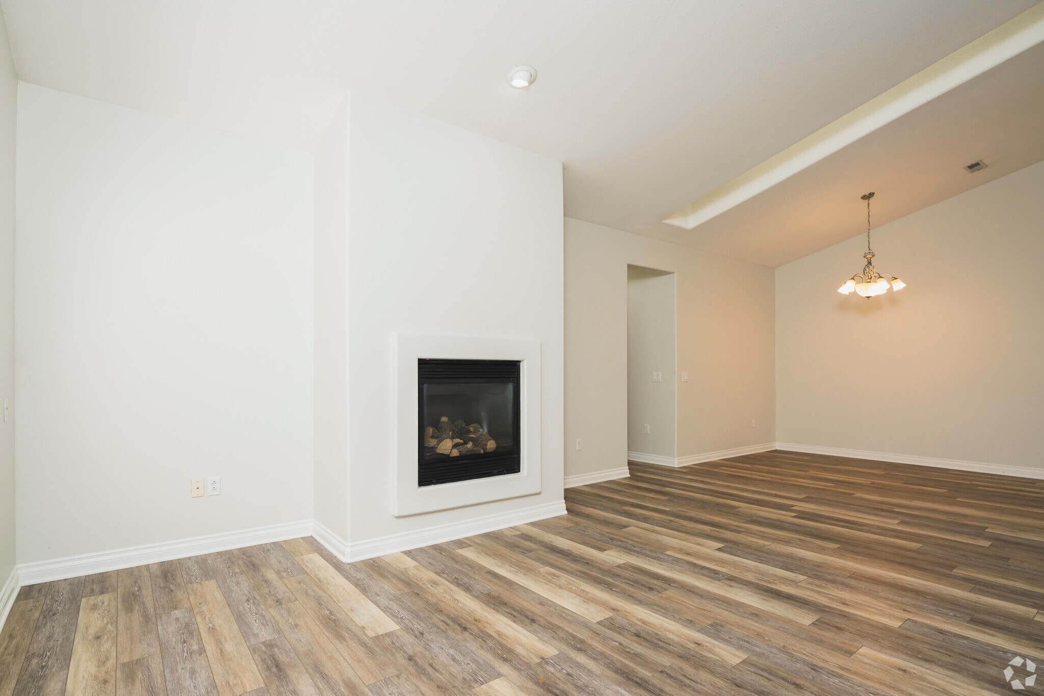 River Oaks Villas – photo 1