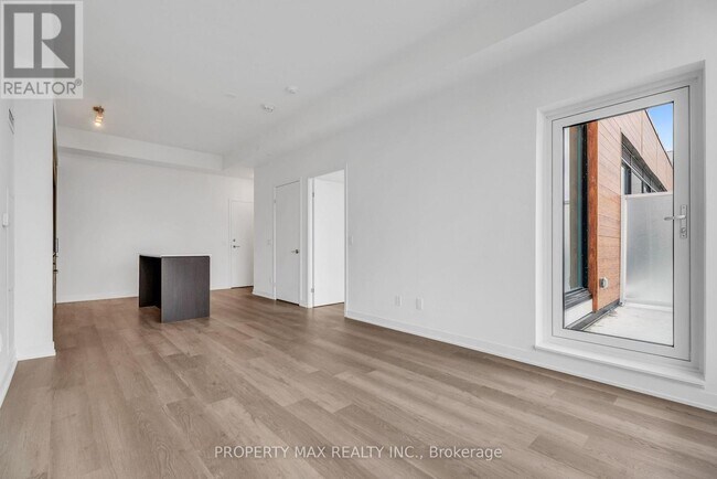 Building Photo - 2 David Eyer Rd