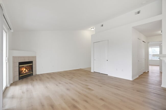 Photo - Great Two Bedroom Condo with Garage