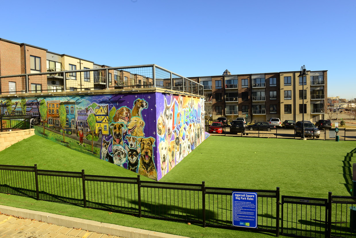 Ingersoll Square LoftsParking Included Apartments Des Moines, IA