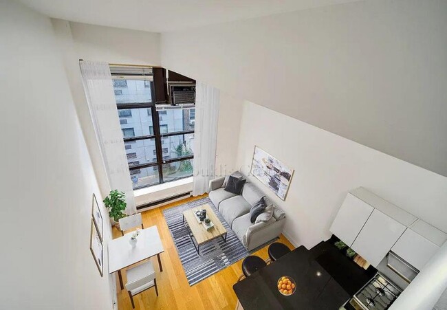 Building Photo - 1 bedroom in New York NY 10065