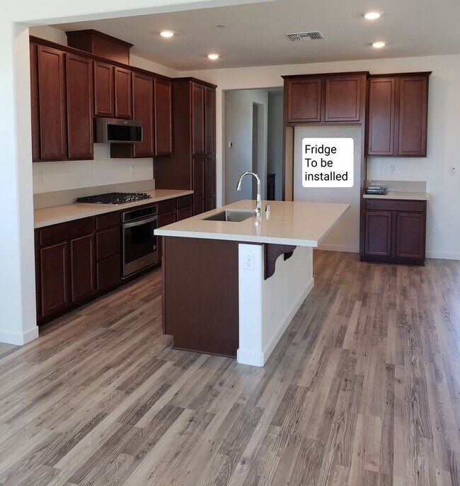 Building Photo - The Cove - Natomas 2 Story 3 bed 3 full baths