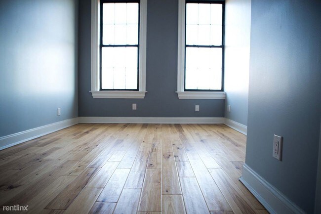 Foto del edificio - 2 br, 2 bath Apartment - 1409 Jefferson Ave
