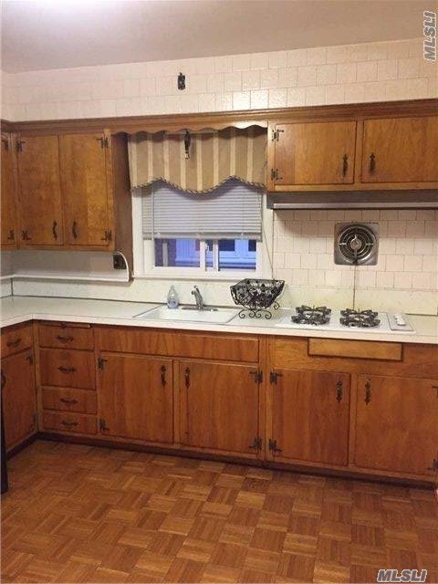 Foto principal - 107-35 75th St