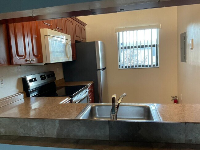 Foto del edificio - 9157 NW 1st Ct