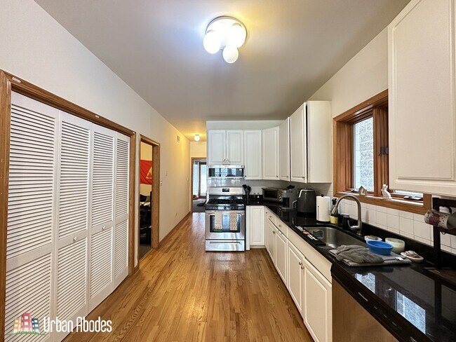 Foto del edificio - 920 N Paulina St