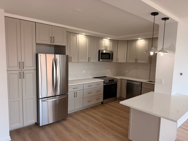 Foto del edificio - 2970 N Lake Shore Dr