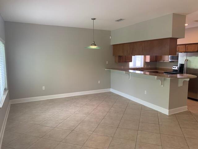 Foto del edificio - "Chic & Spacious 1BR Oasis in the Heart of Fort Walton Beach – Your Perfect Coastal Retreat!"