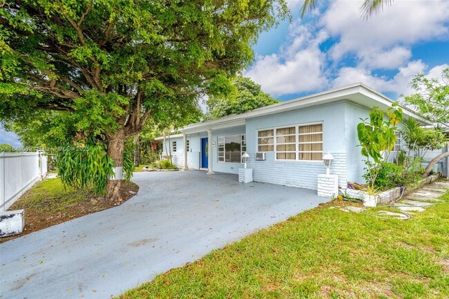 Foto del edificio - 17260 NW 42nd Ct