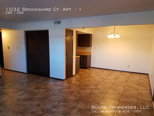 Building Photo - Bouse Apartment Homes